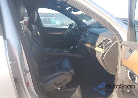 2016 Volvo Xc90 T6 Inscription из США, поврежденный, VIN YV4A22PL4G1052677